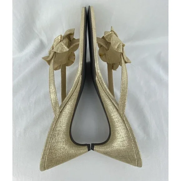 Donald J. Pliner Gold Sandals! Gorgeous. 10. - Picture 9 of 13